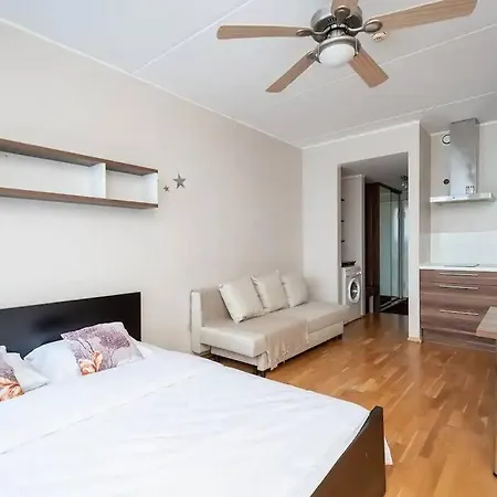 Charming 1 Bedroom In The Heart Of *